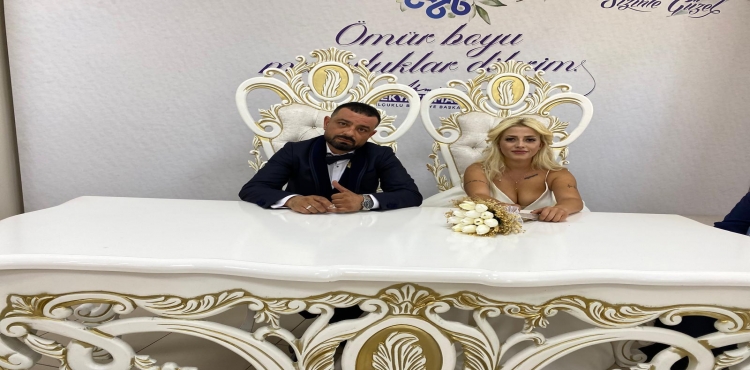 Nur Özbakır Evlendi?v=1