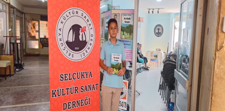 Zeki Samet Ünver Okurları İle Buluştu?v=1