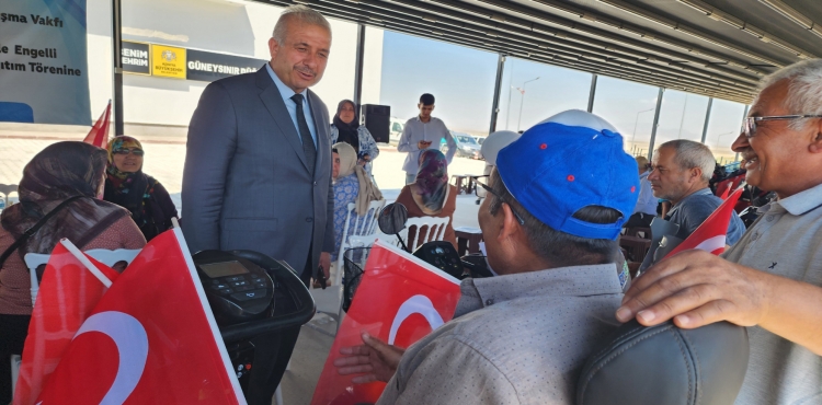 Güneysınır'da 80 akülü araç dağıtıldı?v=1