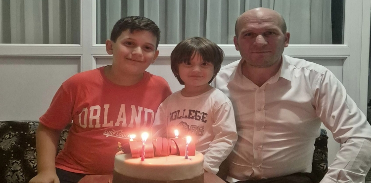 Mutlu Yıllara Seren Kardeşler?v=1