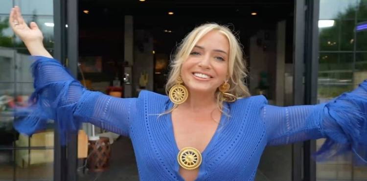 Yıllara Meydan Okuyan Güzellik?v=1