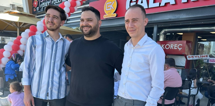 Gala Kokoreç, 76. Şubesini Açtı?v=1