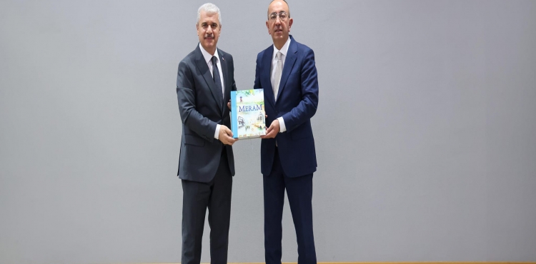 Vali Akın’dan Başkan Kavuş’a ziyaret?v=1