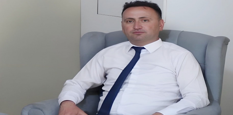 Uysal, projeleriyle dikkat çekiyor!?v=1