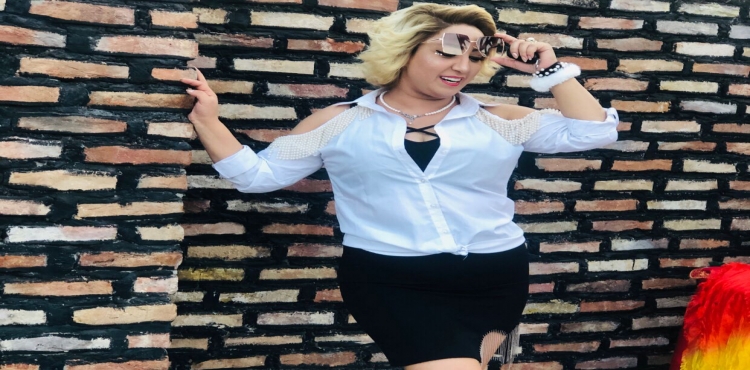 Güzel ve Çekici!?v=1
