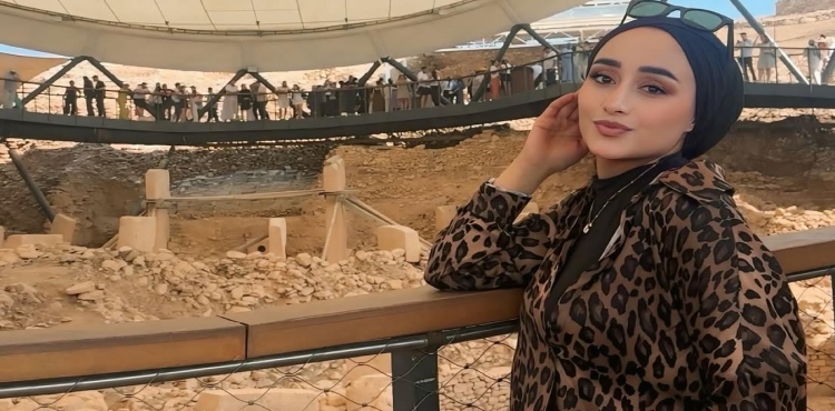 Gurbet Baysal Göz Kamaştırıyor!?v=1